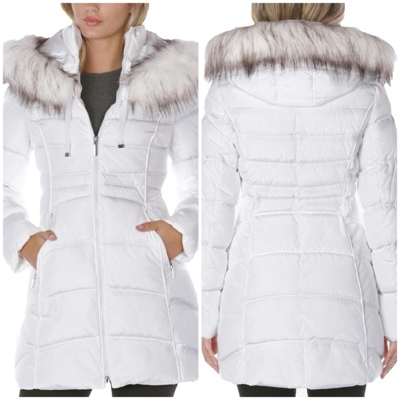 Laundry By Shelli Segal Jackets & Blazers - NWT Laundry By Shelli Segal White Puffer Coat with Fur Trim Hood